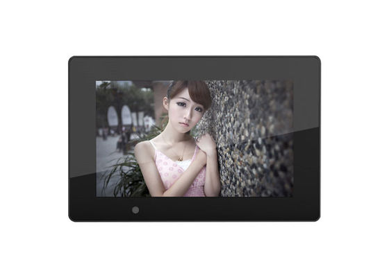 OEM ODM Fabriek Frameo APP van het Aandeelfoto's van het 7 Duimkader van de Video'swifi Digitale de Fotoomlijstingen met Touch screen